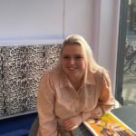 Book now 5 Louise tape